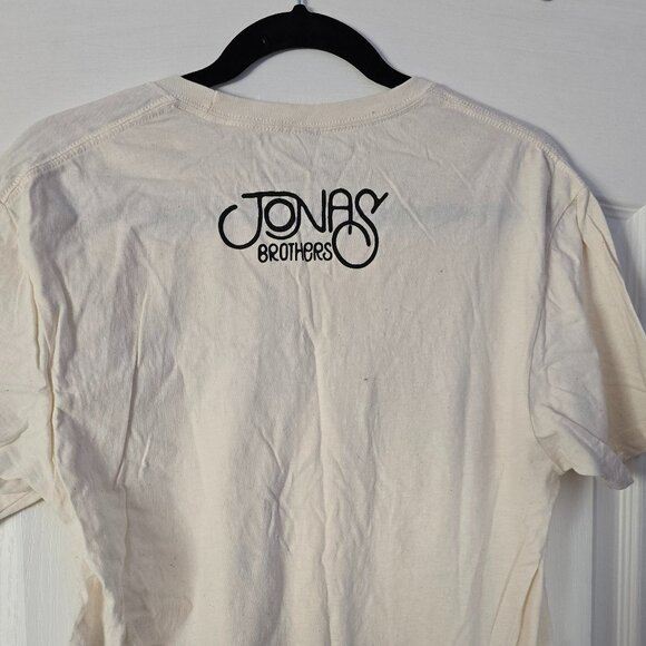the jonas brothers 2023 tour concert t-shirt - Picture 3 of 3